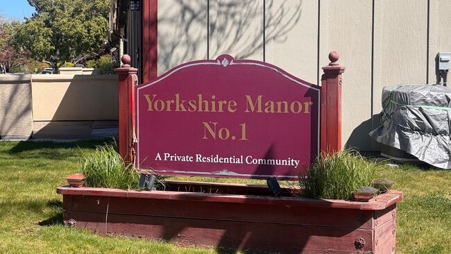 Photo - Yorkshire Manor 2 Bedroom Available Now!