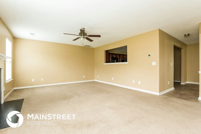 Photo - 8858 Seneca Rd