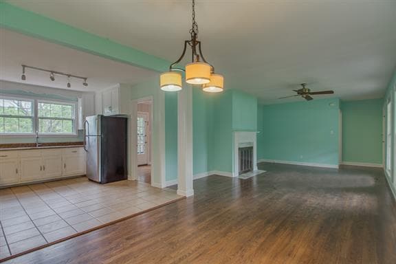 Photo - 520 Barrywood Dr