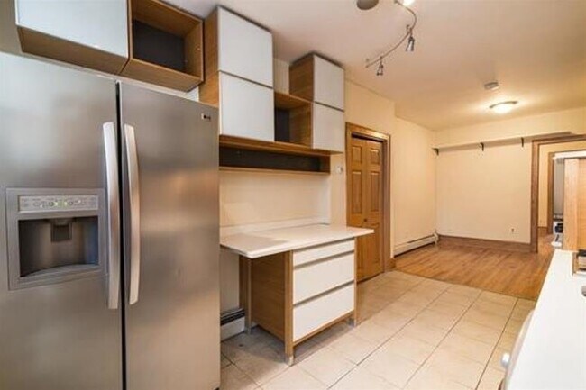 Photo - 314 6th St Unidad G