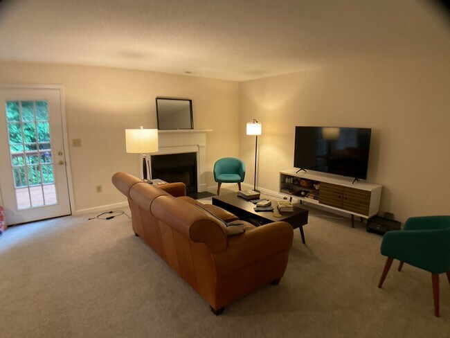 Photo - Live in Desirable Woodcroft!
