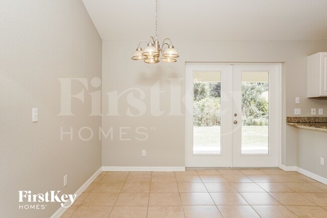 Photo - 6168 Lomax St