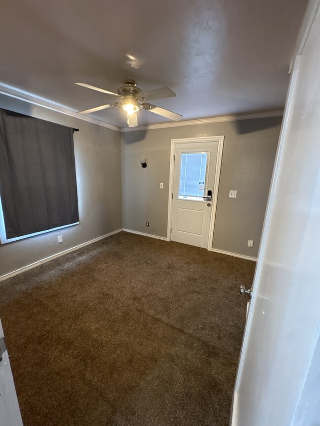 Photo - 1250 Hill St SE