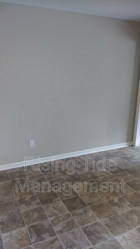 Photo - 1116 Redwol Dr