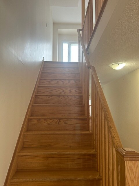 Photo - 90 Fruitvale Cir