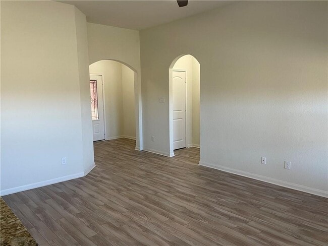 Photo - 1252 Violet Ln