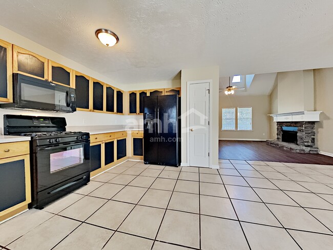 Photo - 227 Starlyn Dr