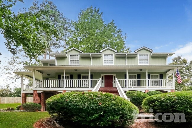 Building Photo - 1516 Maple Ridge Dr
