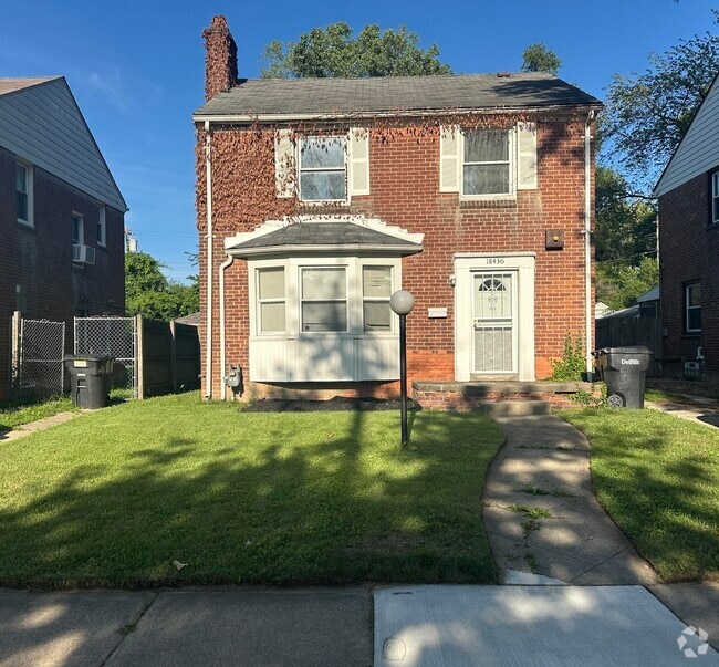 Building Photo - 18436 Lindsay St Rental