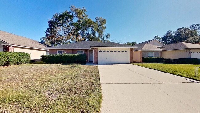 Photo - 3/2 Stunning Brick Home!