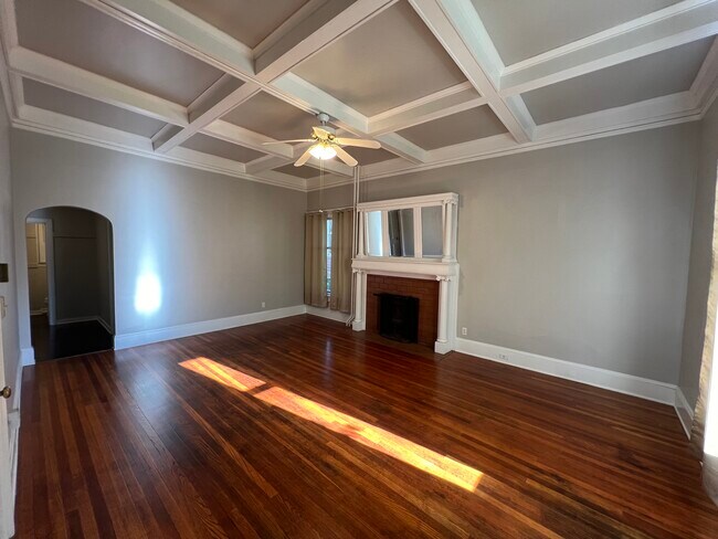 221 Prospect Ave NE Unit 221 Prospect