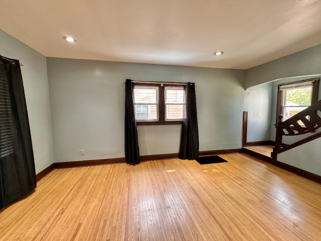 Photo - 930 Brinton Dr