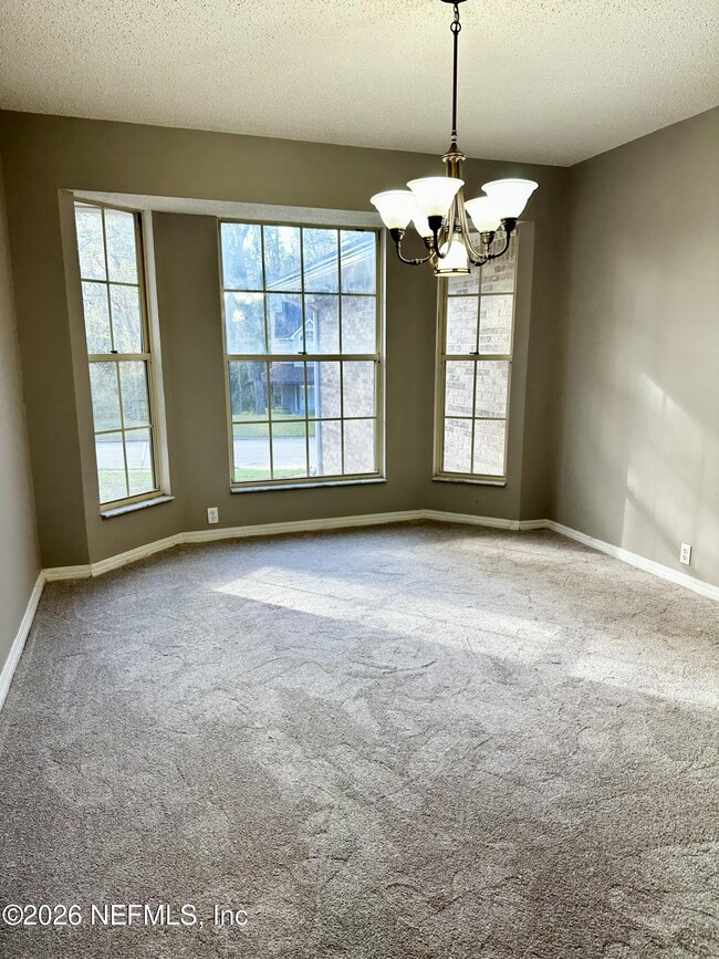 Photo - 2245 Brentfield Rd W