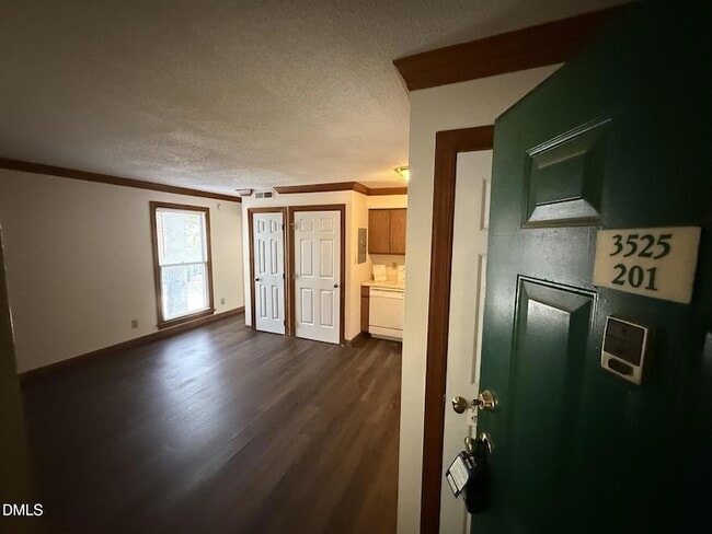 Building Photo - 3525 Ivy Commons Dr