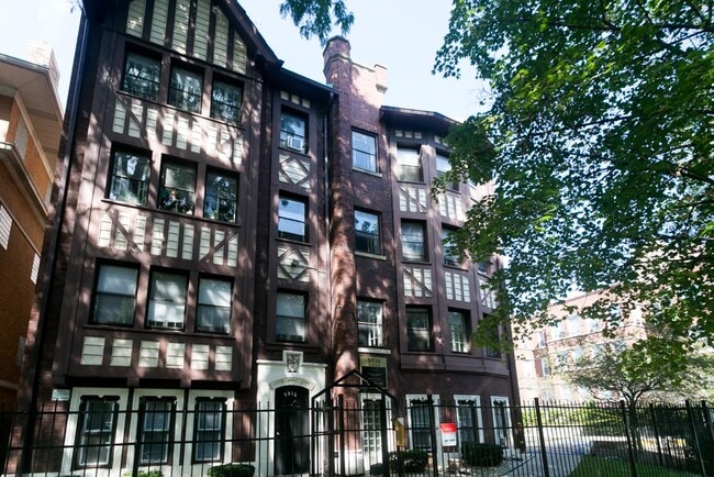 Photo - 5516 N Kenmore Ave Condo Unit 803