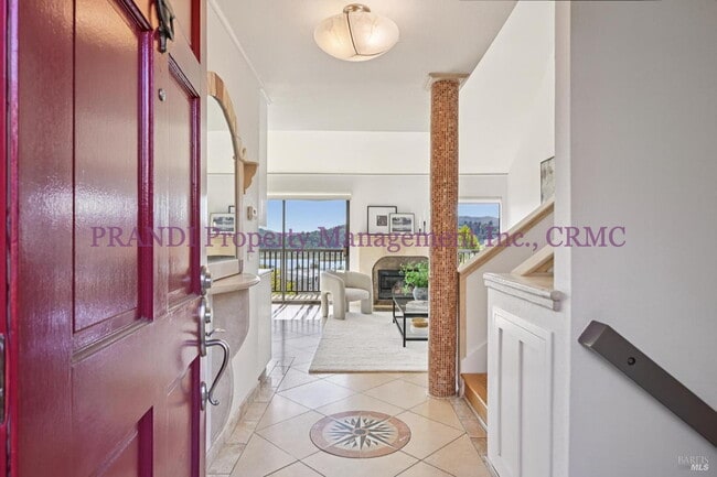 Building Photo - Panoramic View From This Strawberry Home w...