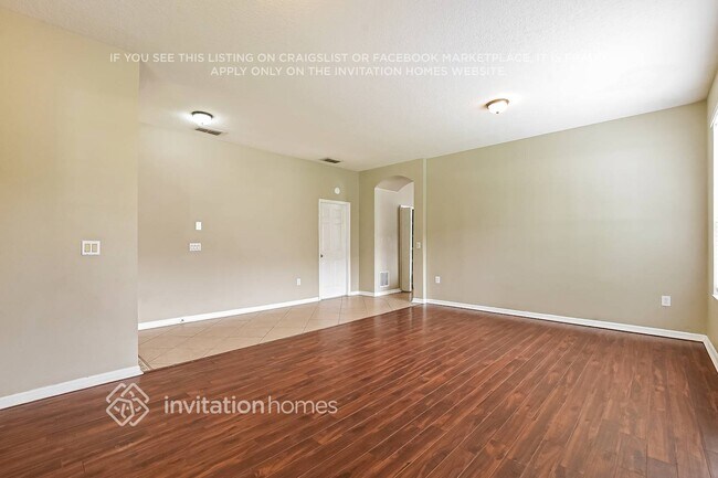 Photo - 506 Woodford Dr