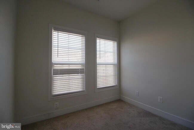 Photo - 6707 Upland Mnr Dr