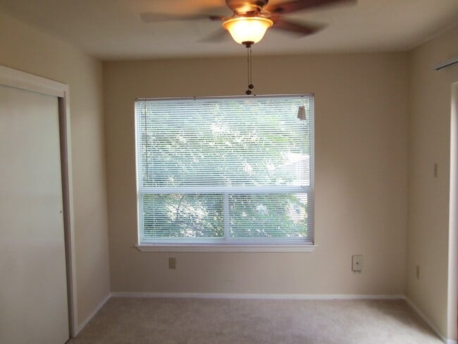 Photo - Cozy Condo close to downtown!!