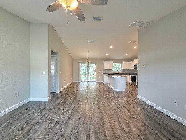 Photo - 210 Locust Lane Pass