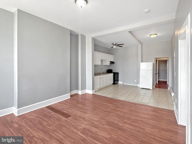 Photo - 1812 McCulloh St Apartment Unit 2
