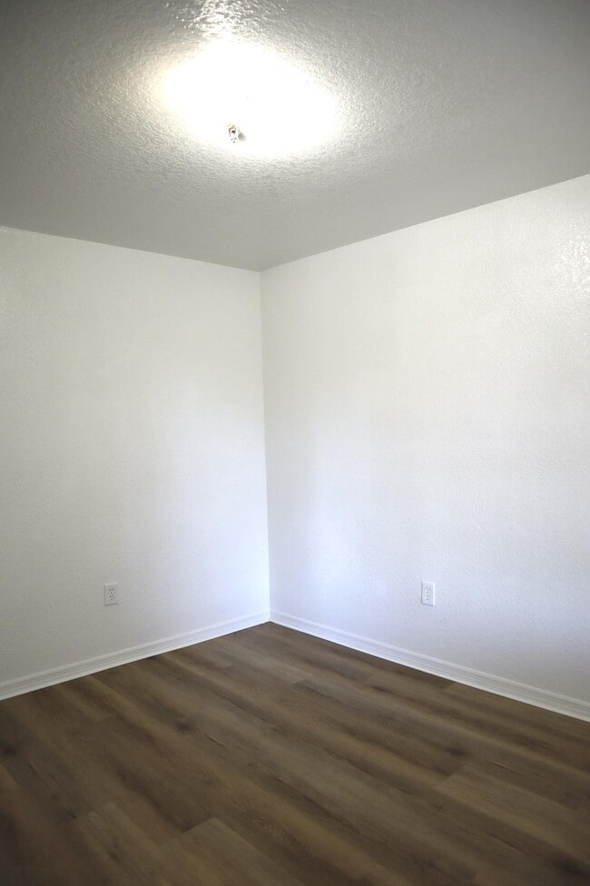 839 Woods Ave Unit 843