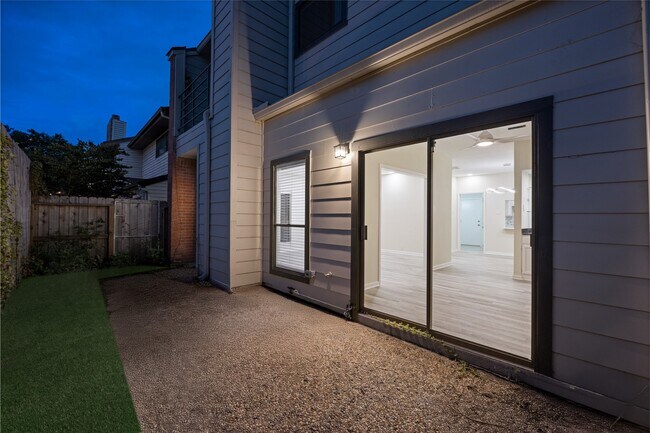 2668 Bering Dr Unit 2668