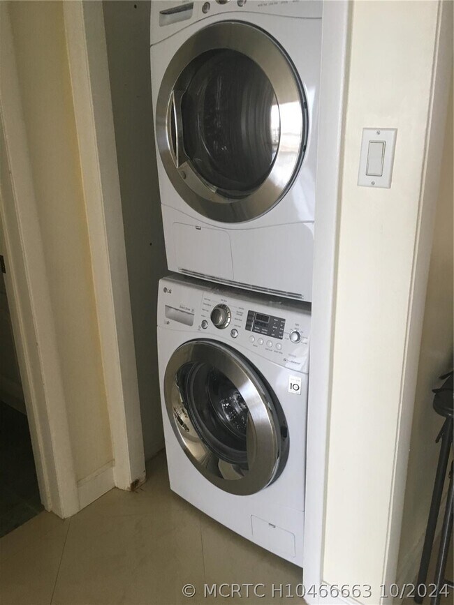 Photo - 801 S Ocean Dr Unit 905