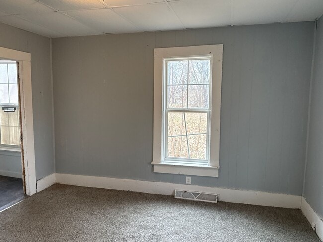 Photo - 2151 S 16th St