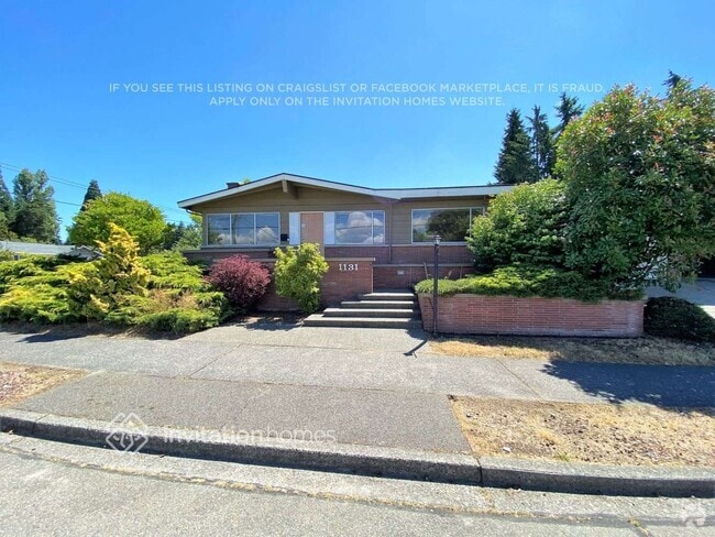 Building Photo - 1131 Lenore Dr Rental