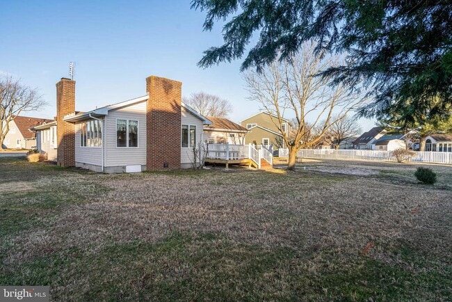 Photo - 521 Harbor Rd