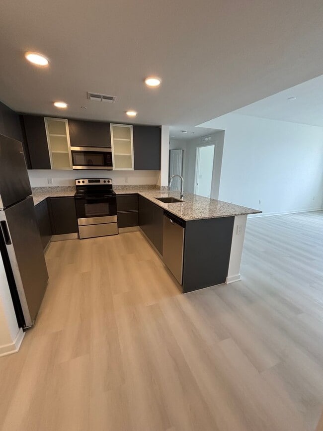 Photo - 5579 Millenia Park Blvd