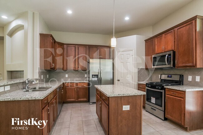 2213 Nicholas Crossing