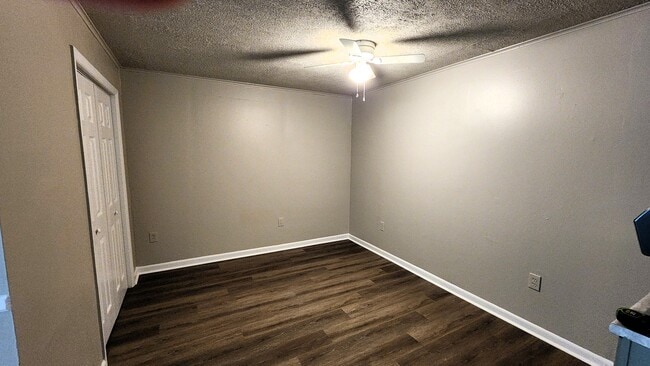 Kitchen/Dining area - 3401 Hazelwood Ln Unit Apt 1