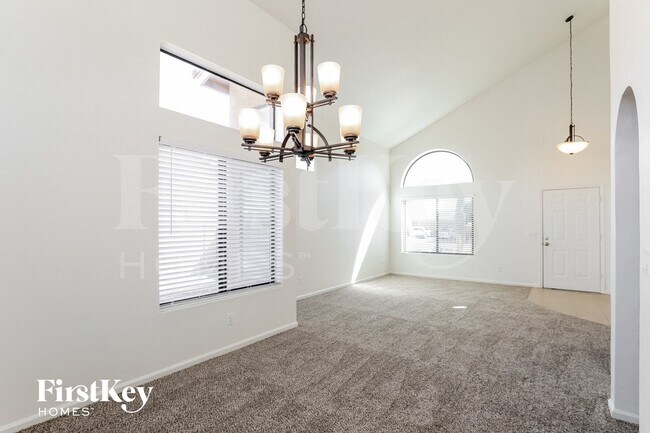 Photo - 6512 N 85th Ave