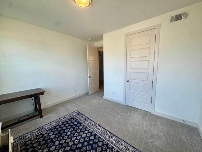 Photo - 595 Mount Laurel Dr
