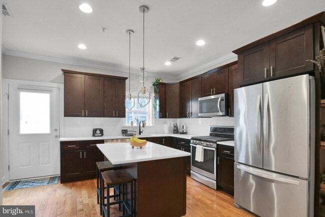 Photo - 1715 N Howard St