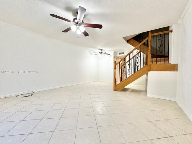 Photo - 8650 SW 67th Ave Unidad 1032