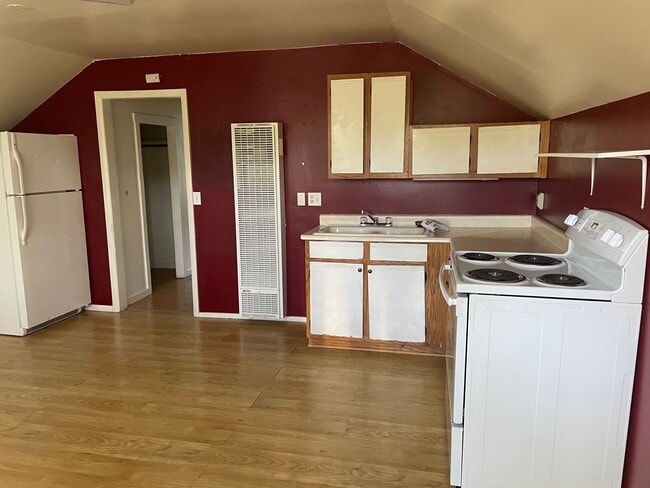 Photo - 1 Bedroom 1 bathroom Apt