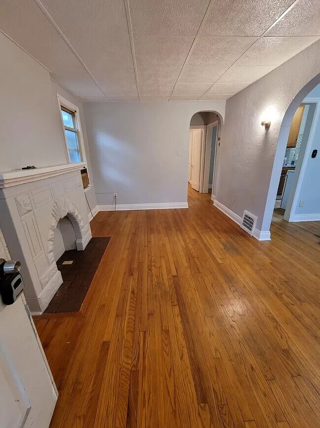 Photo - 1546 Anne Ave