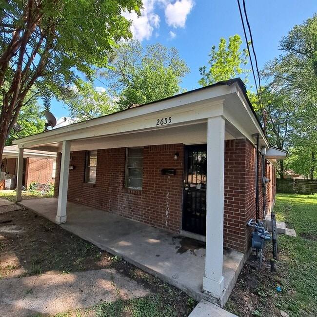 Building Photo - Welcome to 2655 Whitman! Rental