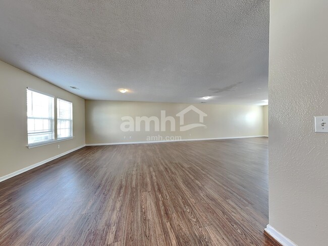 Photo - 509 Diamond Cut