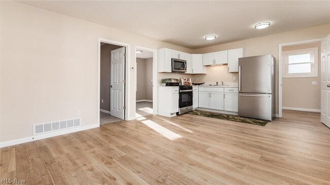 Photo - 1535 Central Ave