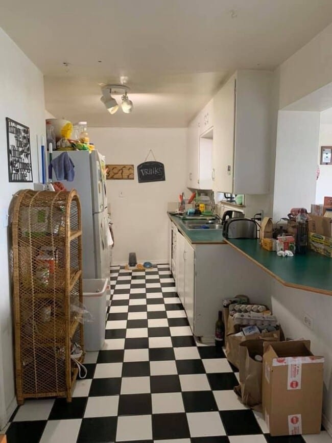 Photo - 3 & 4 Bedroom Units Just Steps from WWU Unit #C