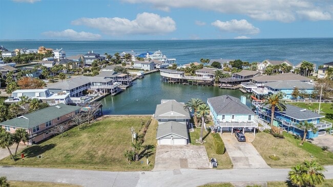 Building Photo - 16542 E Bayside Way