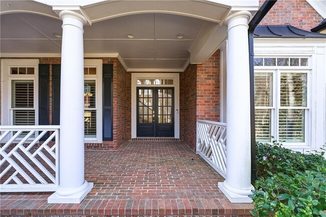 Photo - 179 Grandmar Chase