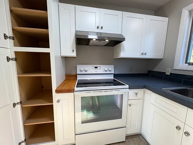 Photo - 26 Hadley Rd Unit 26 Hadley Rd