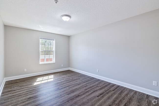 3BR, 2BA, 1150SF - Bedroom