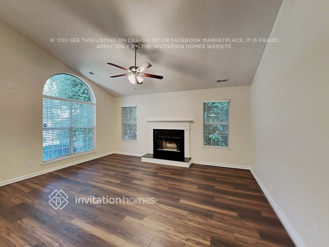 Photo - 7805 Royce Hall Ln