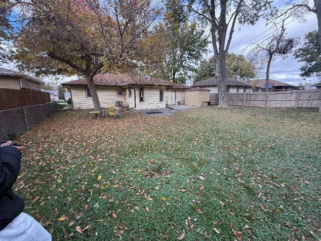 Photo - 127 Wesgaye St